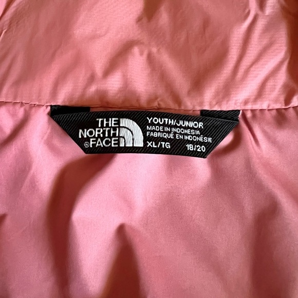 Pink North Face Jacket - Picture 3 of 4